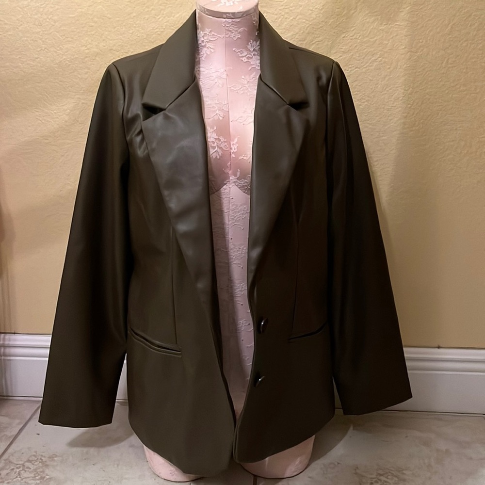 BCBG faux-leather boyfriend blazer - Picture 3 of 5